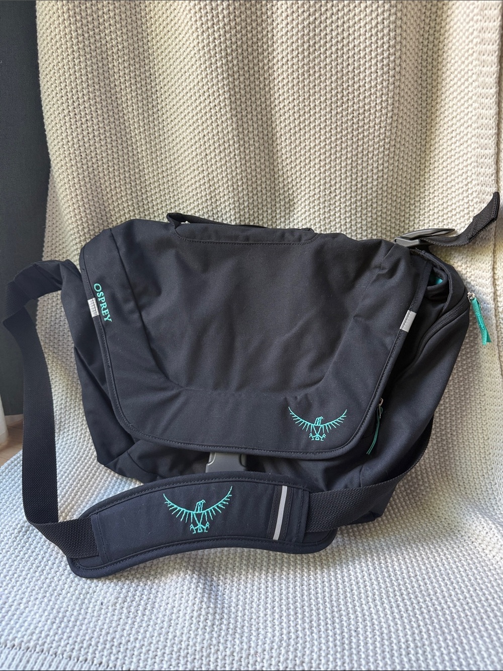 OSPREY Black Messenger Bag with Teal Accents